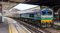 Class 59 (59005 "KENNETH J PAINTER") - Clapham Junction
