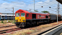 Class 66 (66099 "#WeStandWithUkraine") - Doncaster