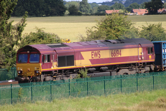 EWS Class 66 (66 194) - Colton Junction