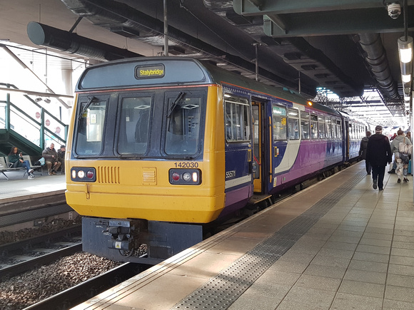 Class 142 (142 030) Pacer - Manchester Victoria