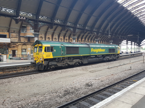Class 66 (66 539) - York