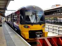 Class 333 (333 002) - Leeds