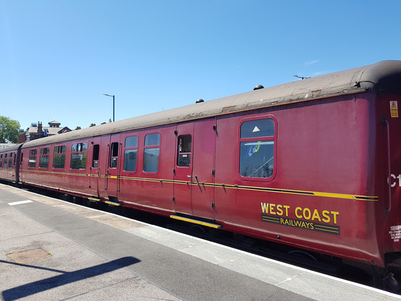 Mk. 1 West Coast Railways Coach - Scarborough